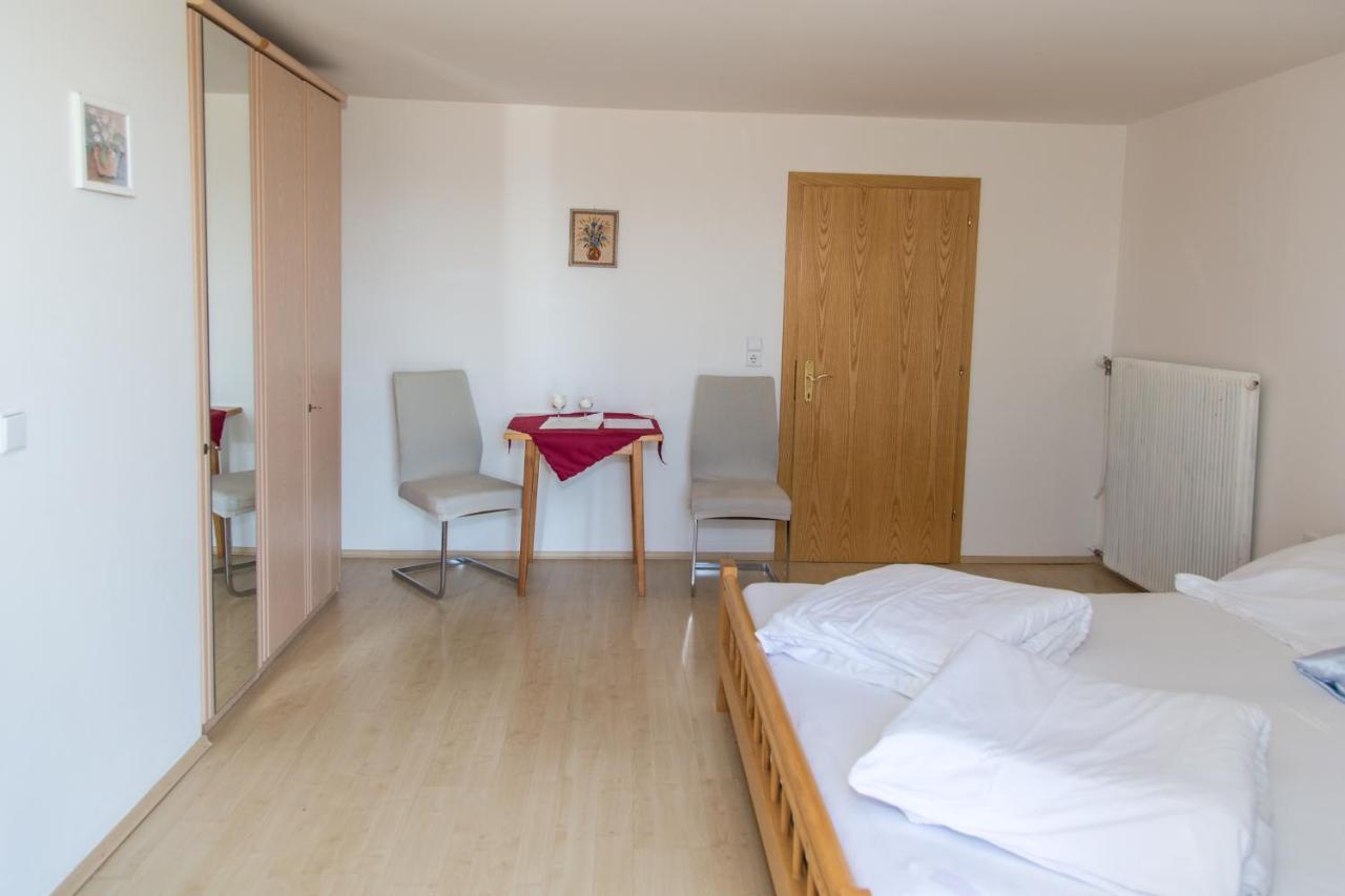 Gaestehaus Grasch Kitzeck im Sausal Ngoại thất bức ảnh